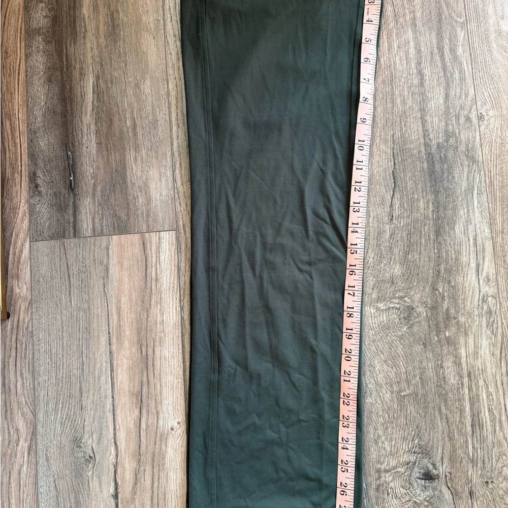 lululemon athletica Ready to Rulu Straight Leg Pant - Picture 3 of 6